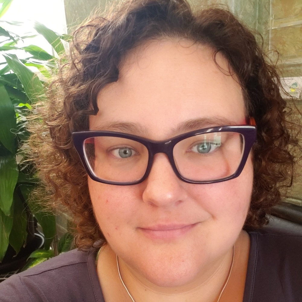 Meet your Posher, Julie
